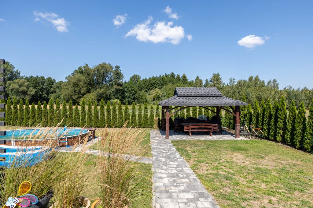 dom wolnostojący, 5 pokoi Nowe Miasto. Zdjęcie 18