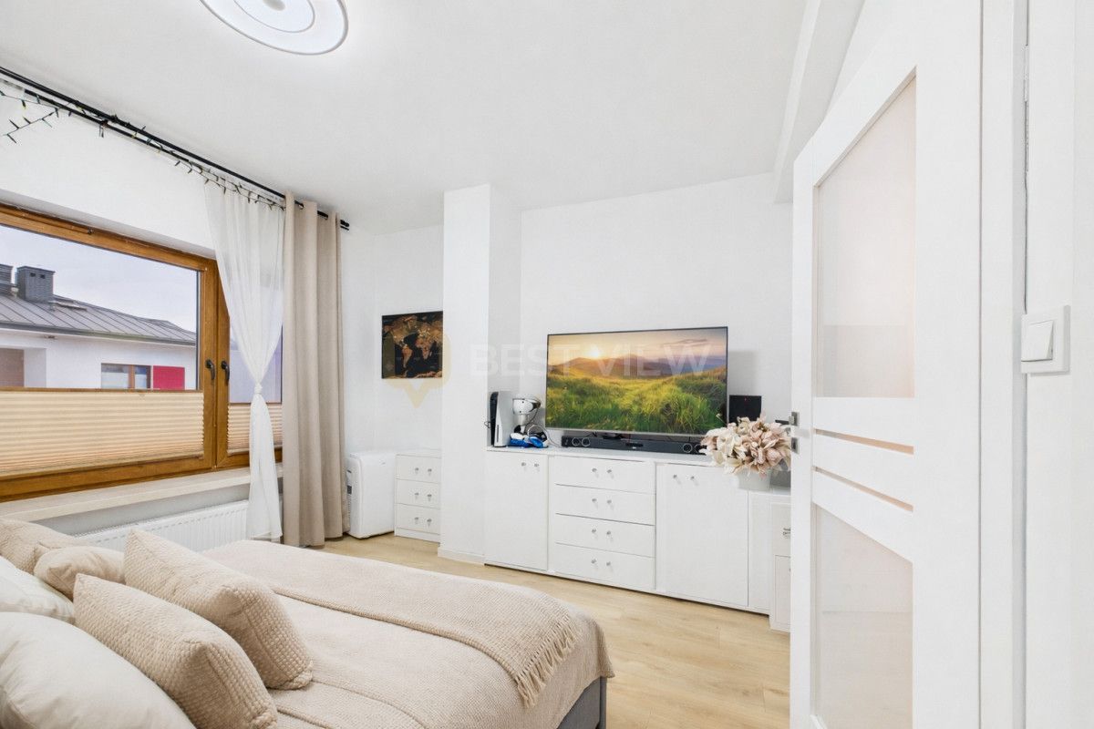 dom szeregowy, 5 pokoi Łomianki Dolne, ul. Kościelna Droga. Zdjęcie 12