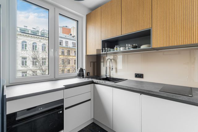 Mieszkanie 2-pokojowe Warszawa Śródmieście, ul. Chmielna. Zdjęcie 11