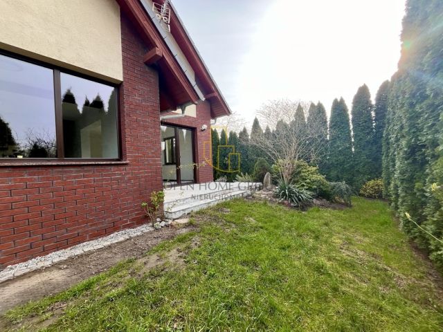 dom szeregowy, 3 pokoje Kiełczów. Zdjęcie 2
