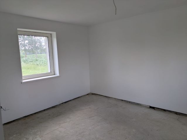 dom wolnostojący, 2 pokoje Wierzelin. Zdjęcie 1