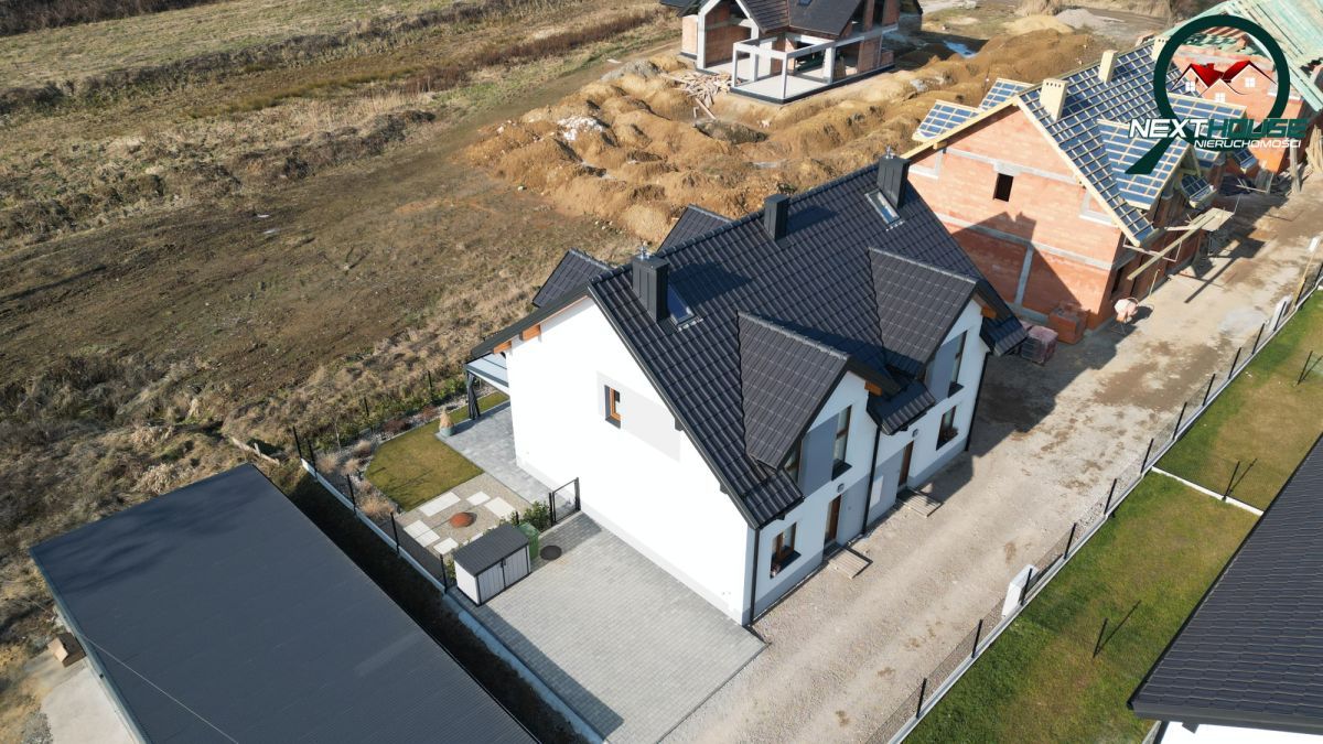 bliźniak, 4 pokoje Rączna. Zdjęcie 2