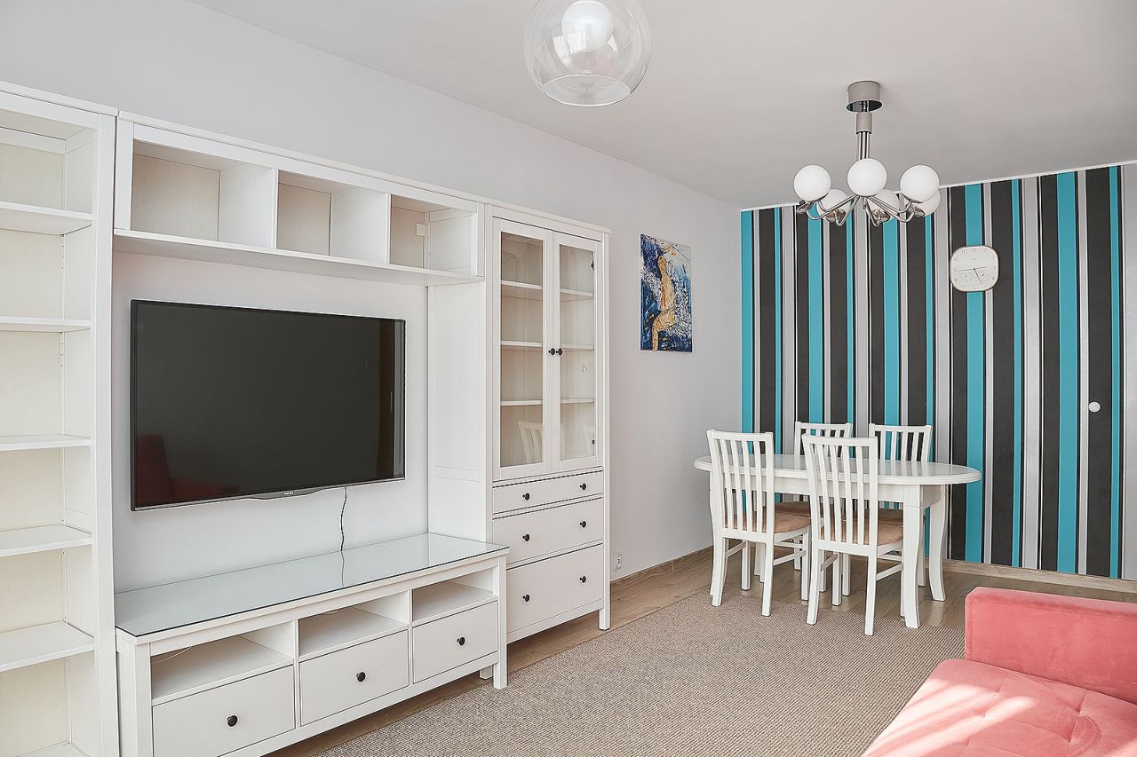 Mieszkanie 3-pokojowe Gdynia Chylonia, ul. Starogardzka. Zdjęcie 3