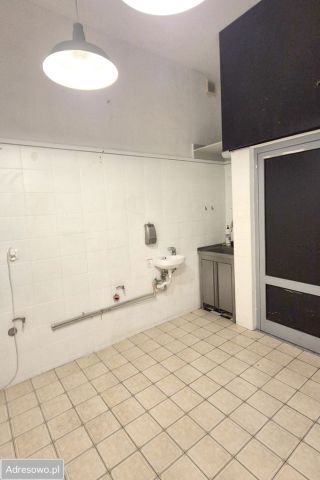 Lokal Warszawa Ursynów, al. Komisji Edukacji Narodowej. Zdjęcie 1