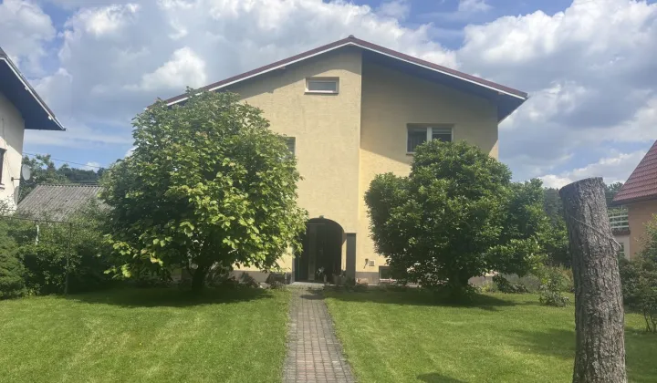 dom wolnostojący, 6 pokoi Krościenko Wyżne, ul. Kasztanowa