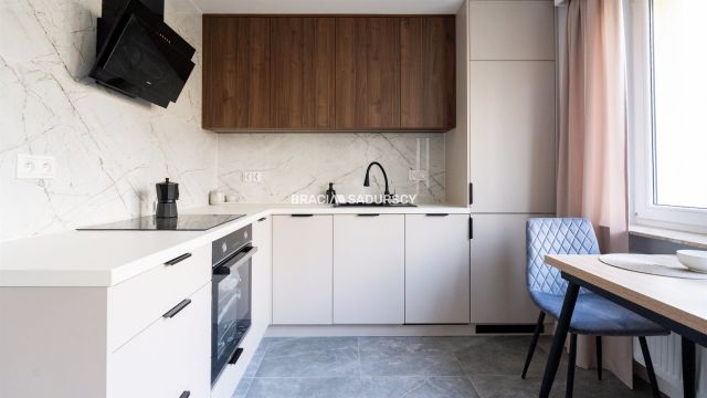 Mieszkanie 3-pokojowe Kraków Bieńczyce, os. Albertyńskie. Zdjęcie 5