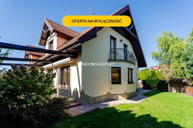 bliźniak, 4 pokoje Batowice. Zdjęcie 1