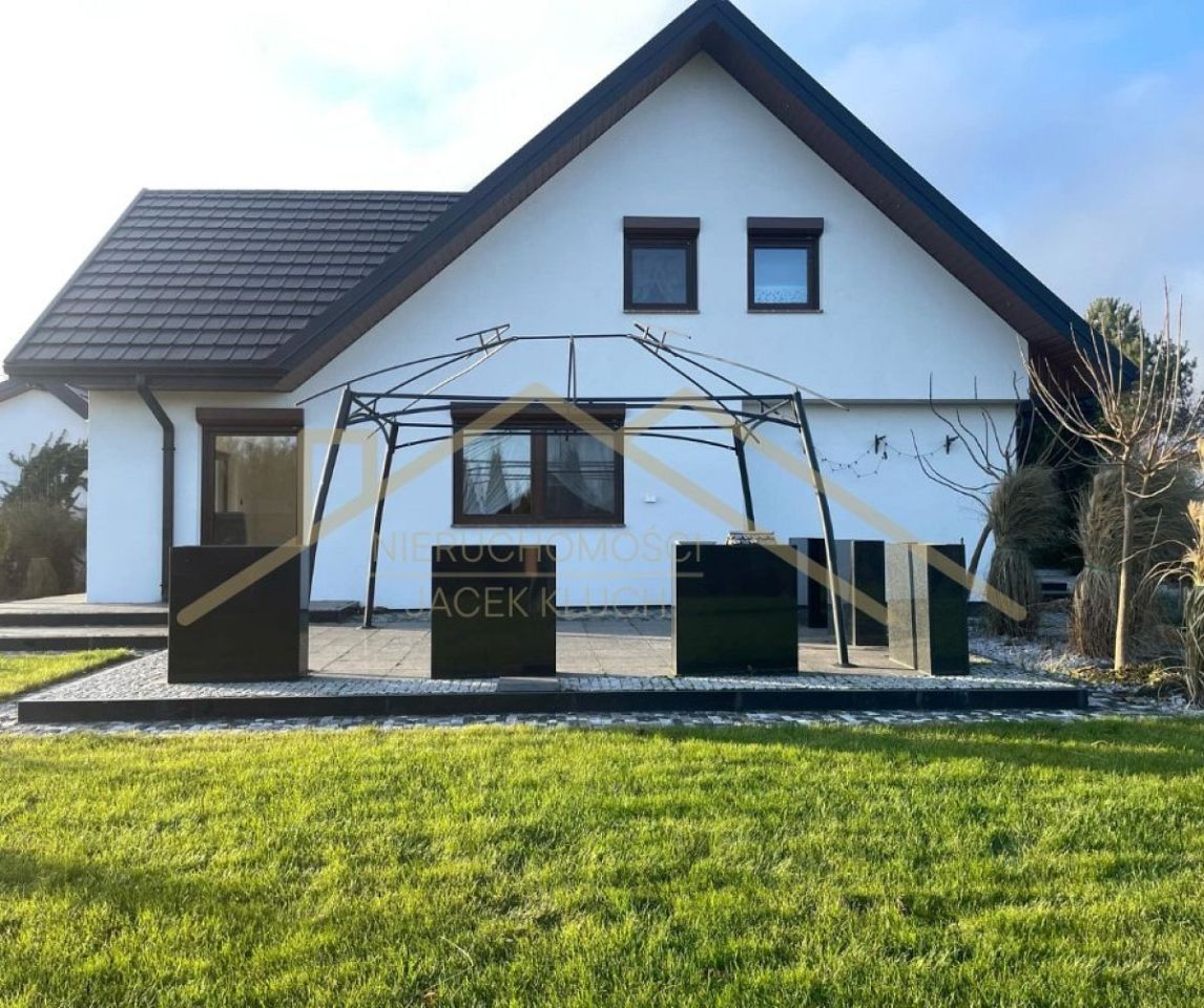 dom wolnostojący, 4 pokoje Nawóz. Zdjęcie 4