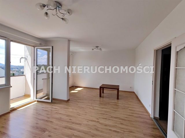 Mieszkanie 2-pokojowe Bielsko-Biała Lipnik. Zdjęcie 2