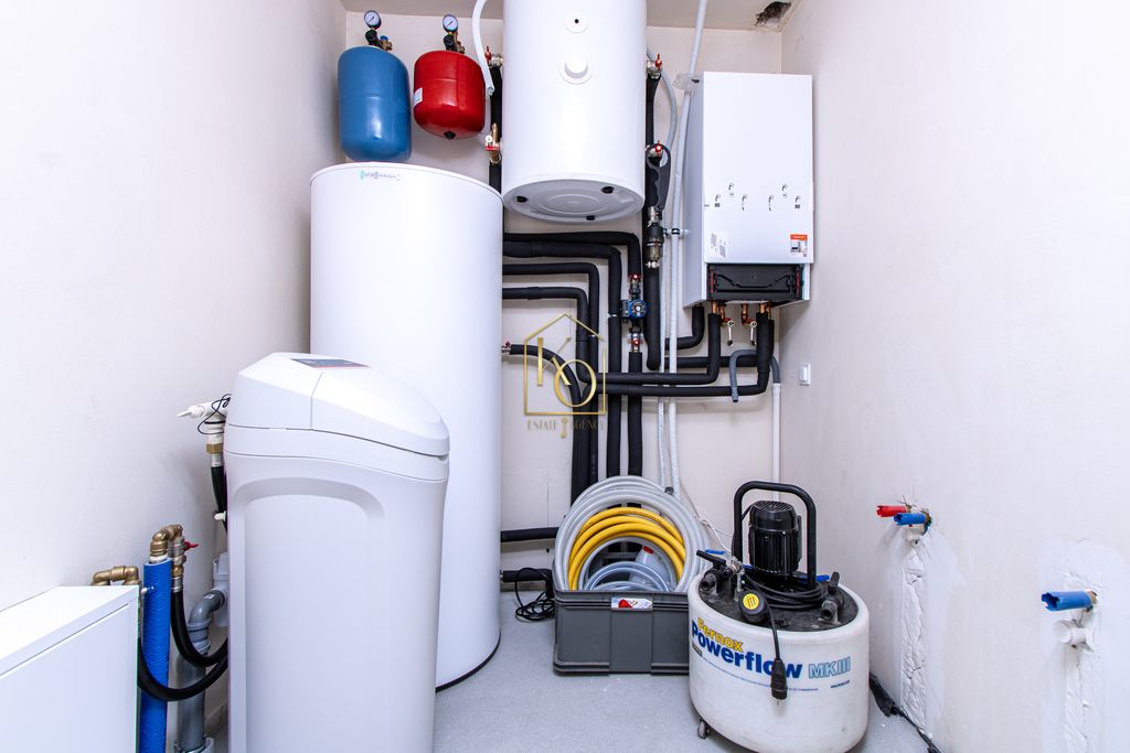 bliźniak, 5 pokoi Tyniec Mały, ul. Dolna. Zdjęcie 9