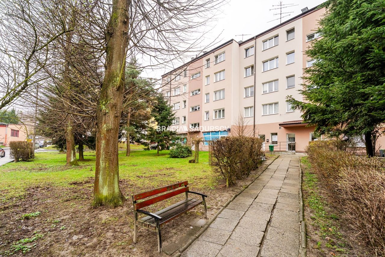 Mieszkanie 3-pokojowe Sułkowice, ul. Szkolna. Zdjęcie 18