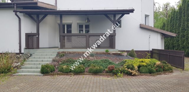 dom wolnostojący, 5 pokoi Michałowice. Zdjęcie 18