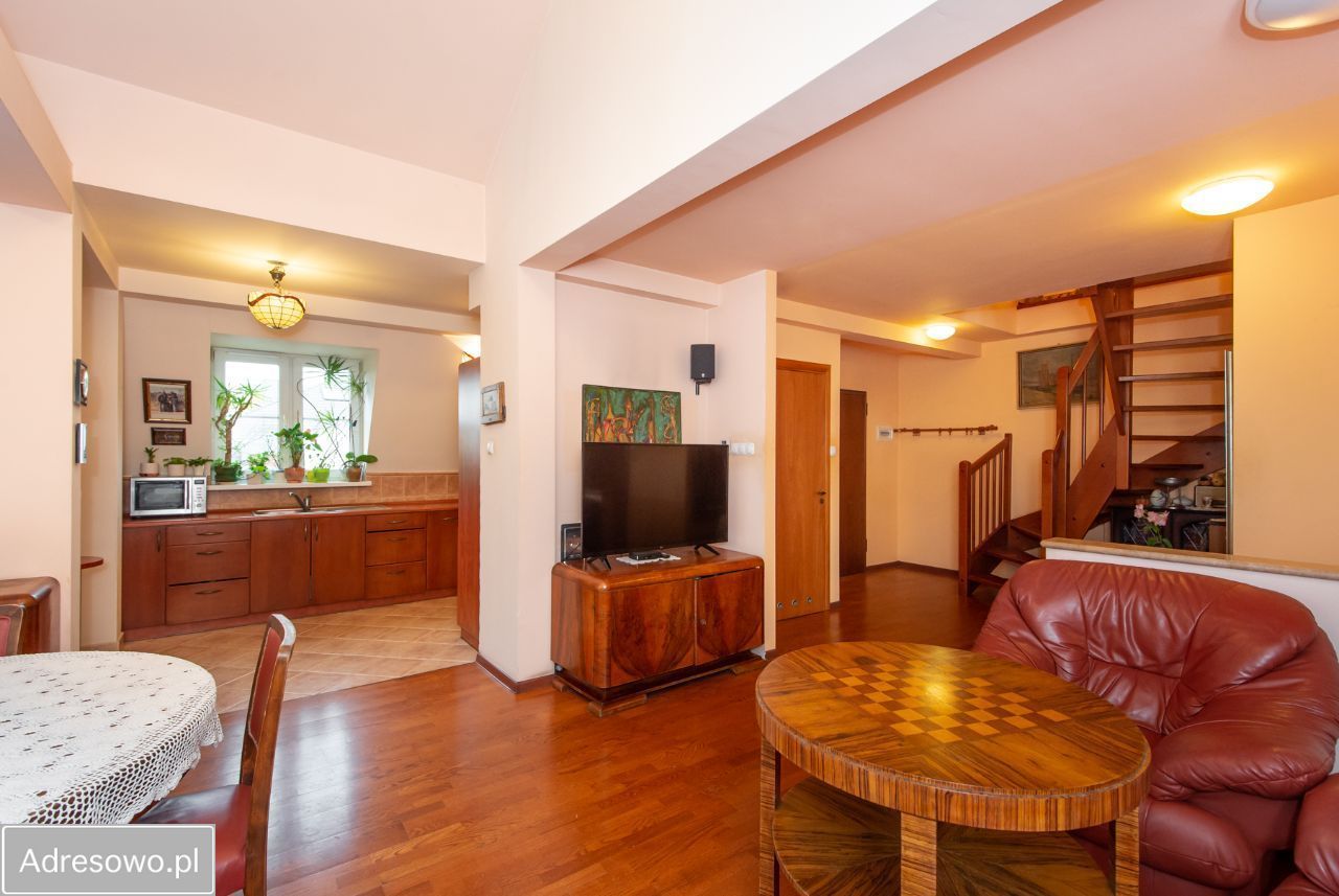 Mieszkanie 4-pokojowe Poznań Sołacz, ul. Wojska Polskiego. Zdjęcie 4