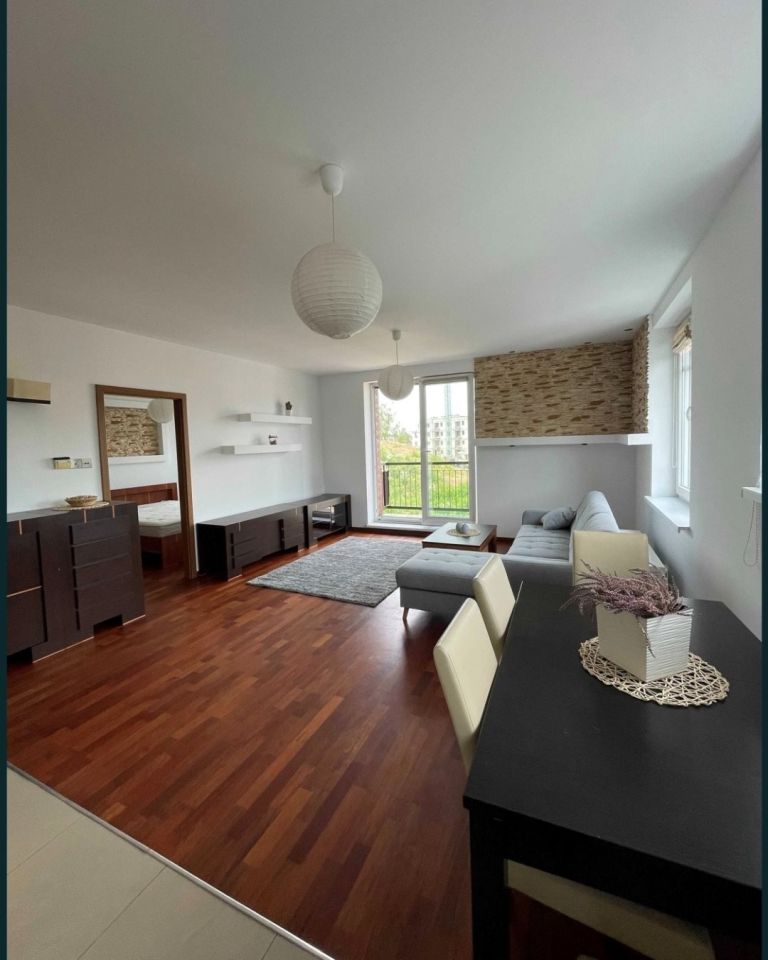 Mieszkanie 2-pokojowe Józefosław. Zdjęcie 2