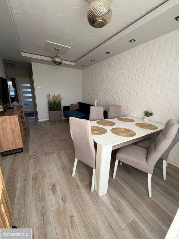 Mieszkanie 4-pokojowe Pajęczno, ul. Majorat. Zdjęcie 1