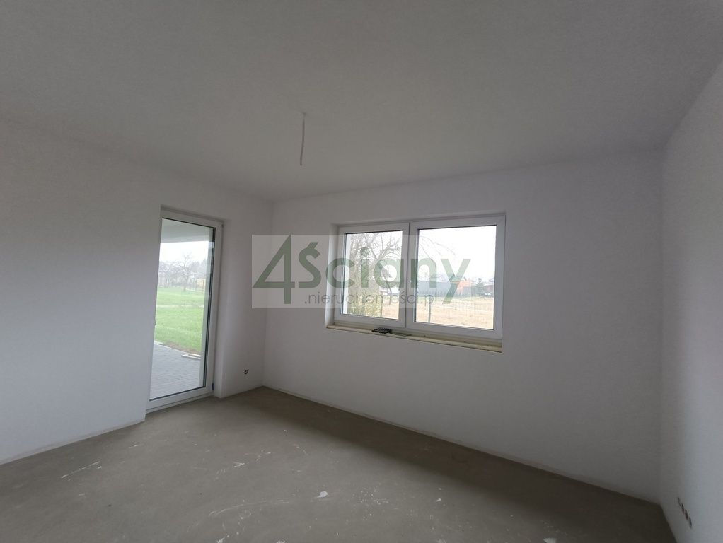 dom wolnostojący, 4 pokoje Rusiec. Zdjęcie 4