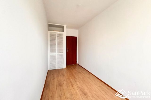 Mieszkanie 4-pokojowe Lesko, ul. Słowackiego. Zdjęcie 7