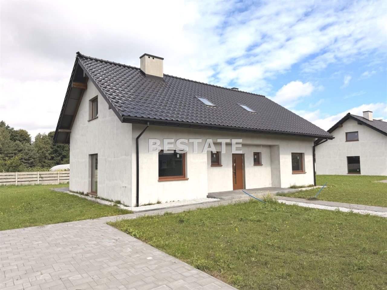 Lutomiersk Dom wolnostojący do wykończenia - 159 m² - 6 pokoi