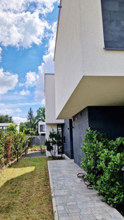 dom wolnostojący, 4 pokoje Łódź Julianów, ul. Sasanek. Zdjęcie 2
