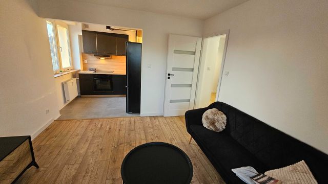 Mieszkanie 2-pokojowe Czechowice-Dziedzice, ul. Juliusza Słowackiego. Zdjęcie 1