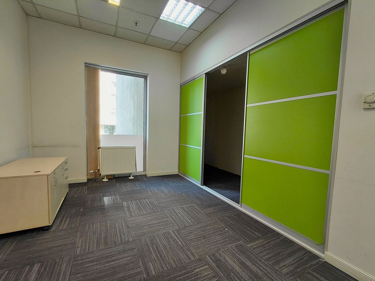 Lokal Warszawa Śródmieście, al. Jana Pawła II. Zdjęcie 4