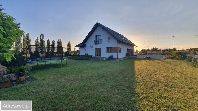 dom wolnostojący, 5 pokoi Świdnica. Zdjęcie 1