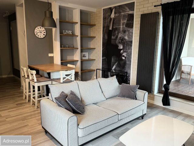 Mieszkanie 2-pokojowe Warszawa Gocław, ul. Jana Nowaka-Jeziorańskiego. Zdjęcie 1