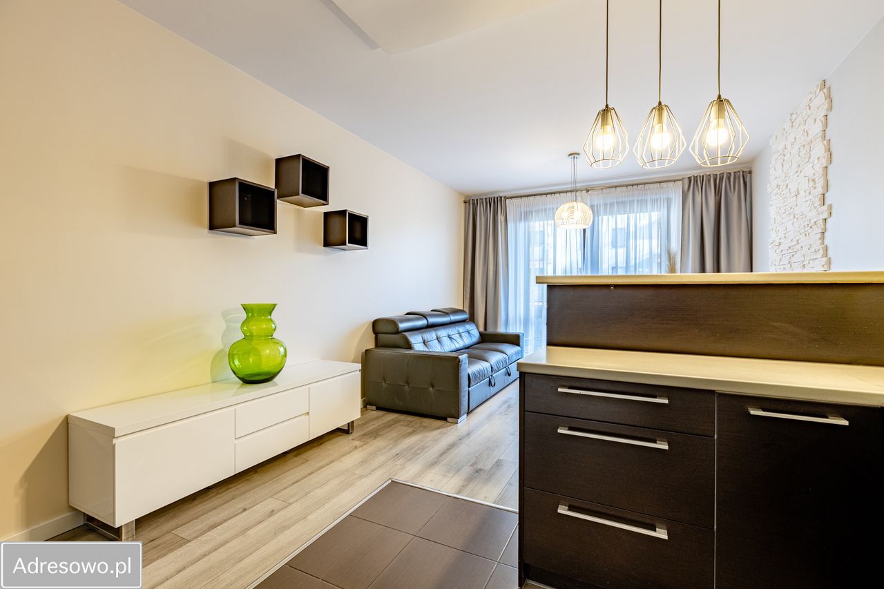 Mieszkanie 3-pokojowe Warszawa Wola, ul. Sztuk Pięknych. Zdjęcie 2