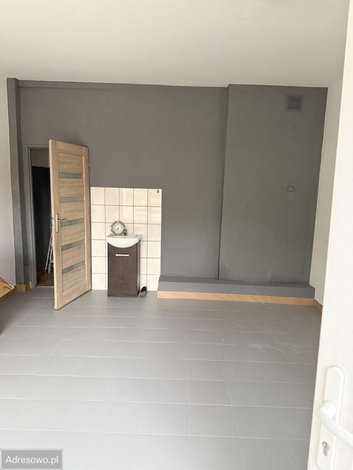 Lokal Kamienna Góra. Zdjęcie 2