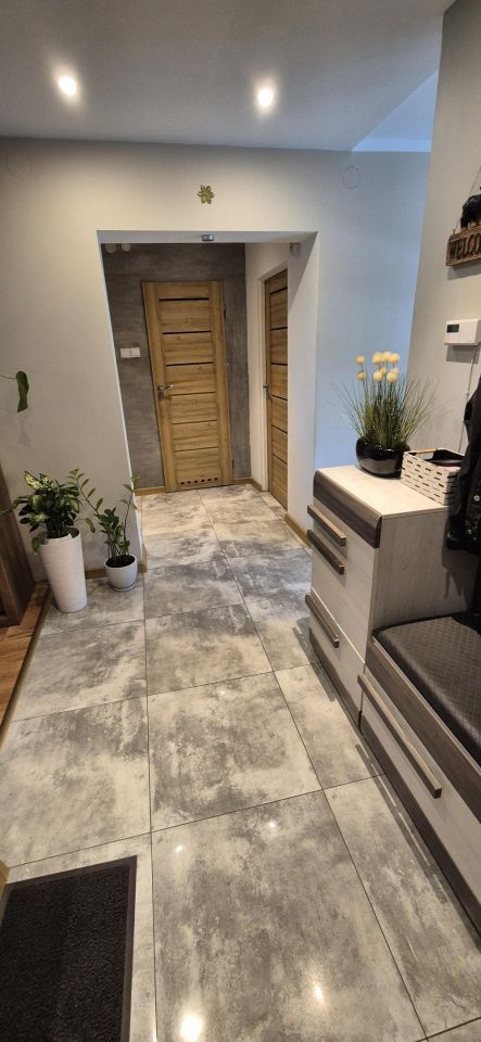 Mieszkanie 3-pokojowe Lubień. Zdjęcie 8