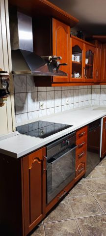 dom wolnostojący, 5 pokoi Tarnowiec. Zdjęcie 13