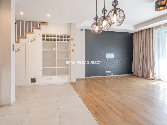 bliźniak, 5 pokoi Skawina, ul. mjr Jana Żychonia. Zdjęcie 23