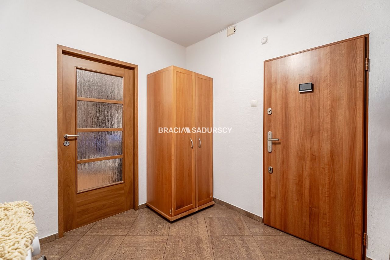 Mieszkanie 2-pokojowe Kraków Czyżyny, os. Dywizjonu 303. Zdjęcie 9