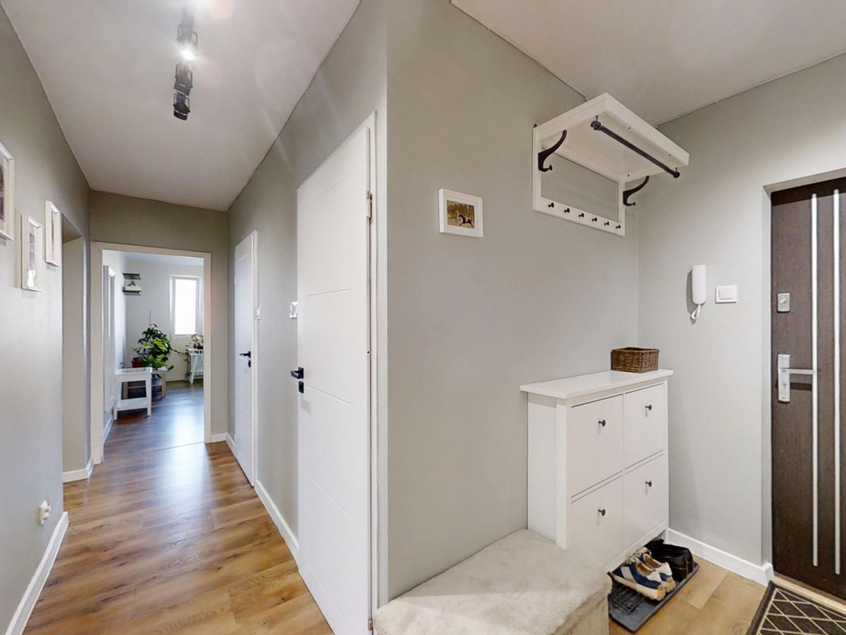 Mieszkanie 4-pokojowe Łódź Bałuty, ul. Okoniowa. Zdjęcie 2