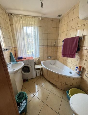 dom wolnostojący, 4 pokoje Rybna. Zdjęcie 7