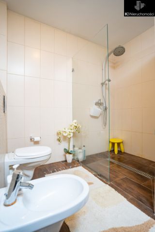 dom wolnostojący, 7 pokoi Łochów, ul. 1 Maja. Zdjęcie 9