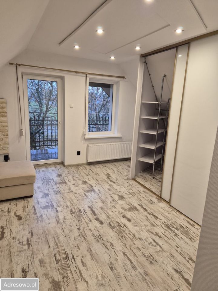 dom wolnostojący, 6 pokoi Golina, ul. 1 Maja. Zdjęcie 3