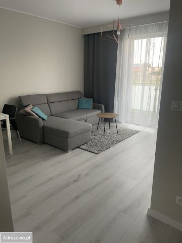 Mieszkanie 2-pokojowe Ostrów Wielkopolski, ul. Szmaragdowa. Zdjęcie 1