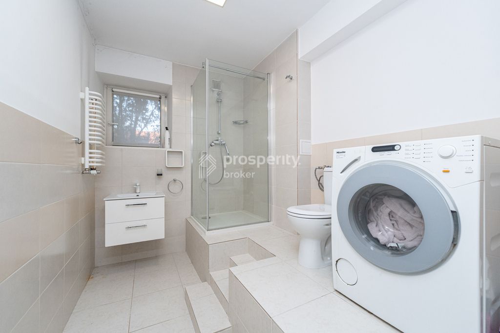 dom wolnostojący, 8 pokoi Hornówek, ul. Piaskowa. Zdjęcie 15