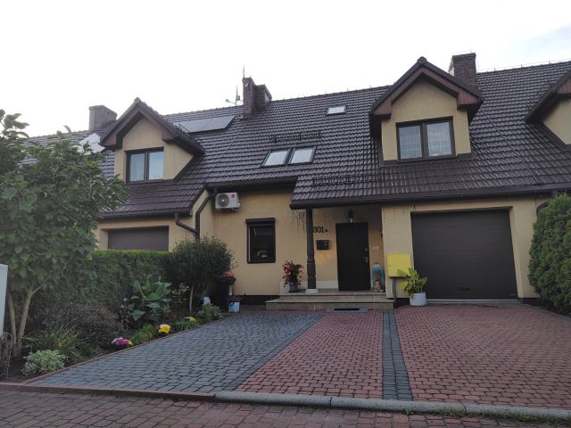 dom wolnostojący, 5 pokoi Gliwice Brzezinka, ul. Kozielska. Zdjęcie 1