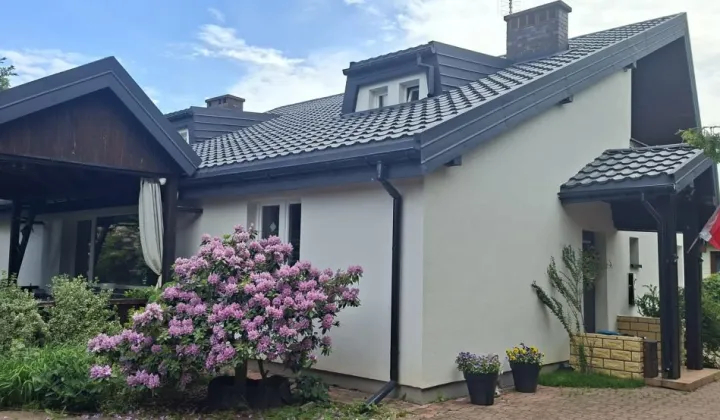 dom wolnostojący, 6 pokoi Czosnów, ul. Polna
