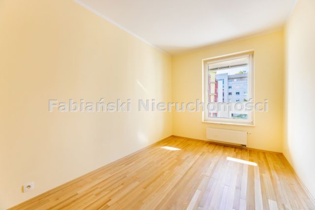 Mieszkanie 3-pokojowe Poznań Grunwald, ul. Międzychodzka. Zdjęcie 9