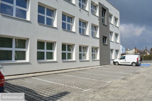 Biuro Opole Śródmieście, ul. Pomorska. Zdjęcie 1