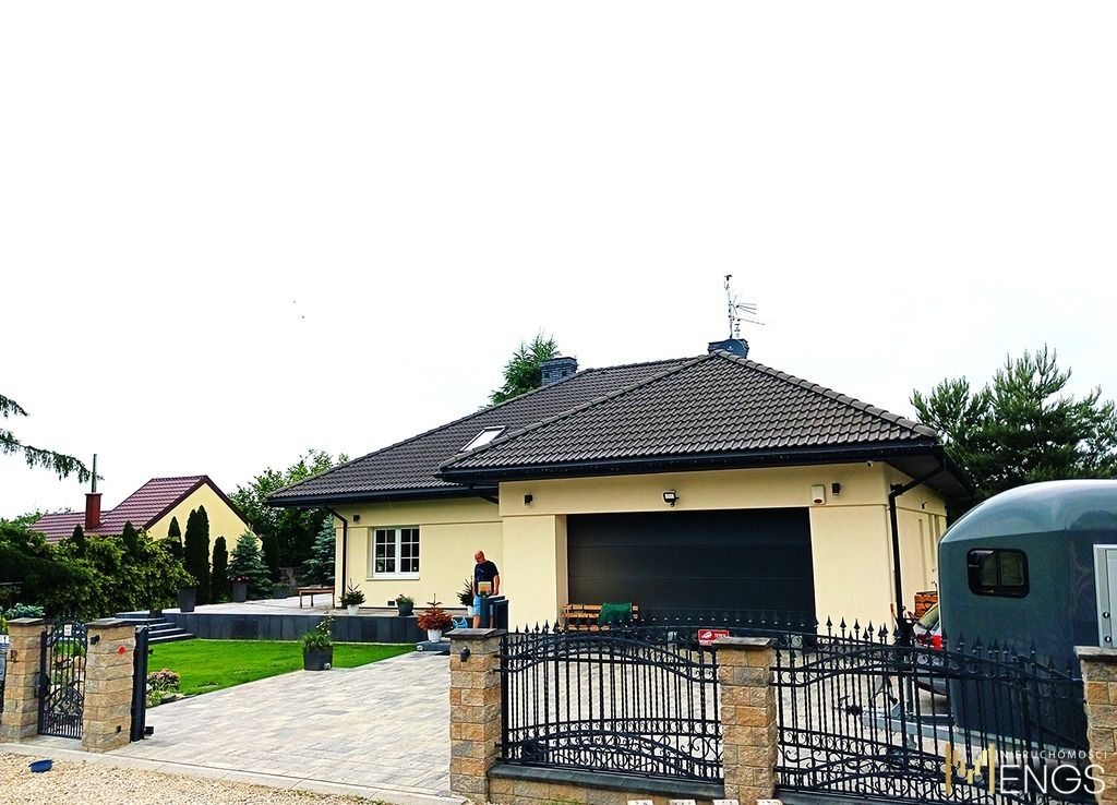 dom wolnostojący, 6 pokoi Ojrzanów, ul. Blanki i Igora. Zdjęcie 2