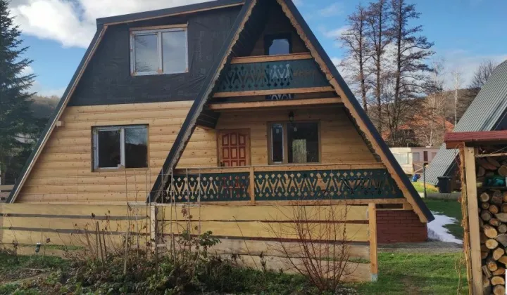 dom letniskowy, 4 pokoje Pokrzywna, ul. Złoty Potok