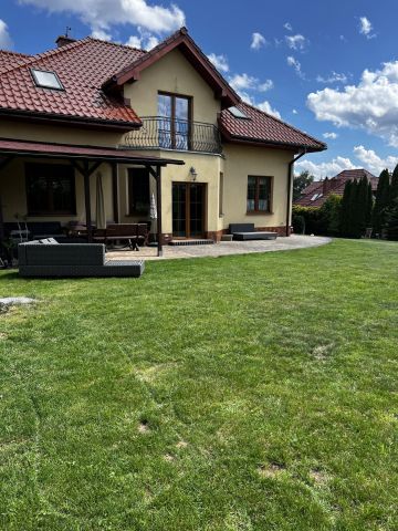 dom wolnostojący, 6 pokoi Kozierów. Zdjęcie 3