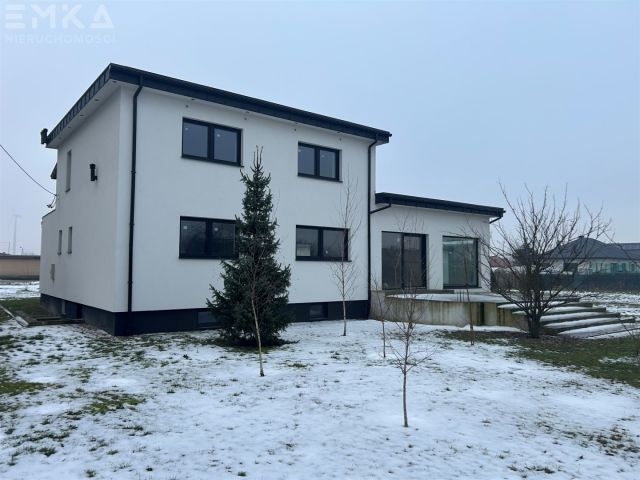 dom wolnostojący, 4 pokoje Piotrków Kujawski, ul. Topolowa. Zdjęcie 3