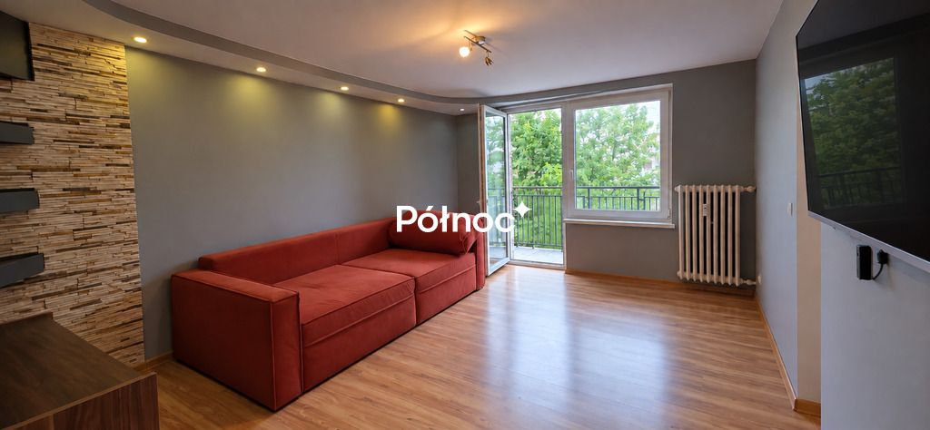Mieszkanie 3-pokojowe Ozimek, pl. Plac Wolności. Zdjęcie 1