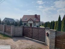 dom wolnostojący, 4 pokoje Poręba-Kocęby. Zdjęcie 1