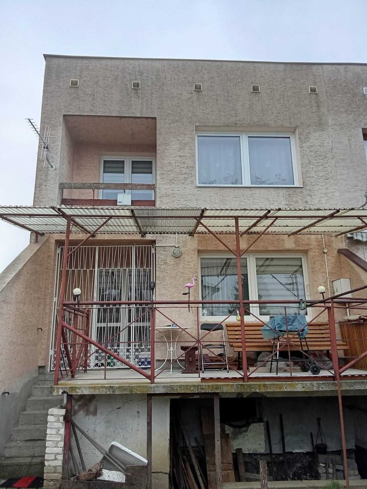 dom szeregowy, 4 pokoje Ostrowiec Świętokrzyski. Zdjęcie 4